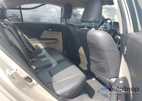 2015 Honda Accord Lx z USA, uszkodzony, nr VIN 1HGCR2F36FA183585